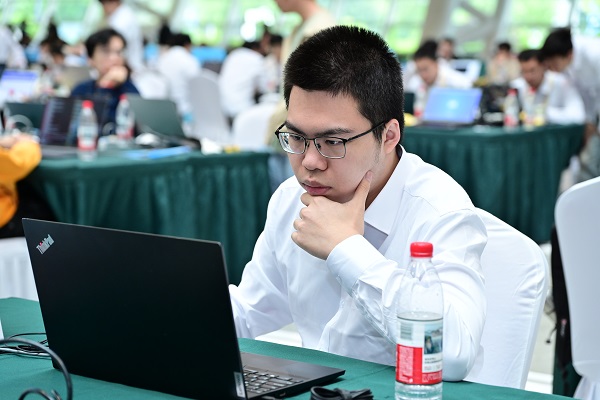 视频｜高校学子遇上网络攻防，看这场大赛如何淬炼“数字青春”