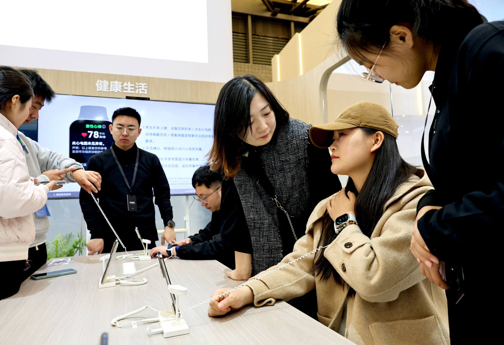 智能设备掀起健康消费新浪潮