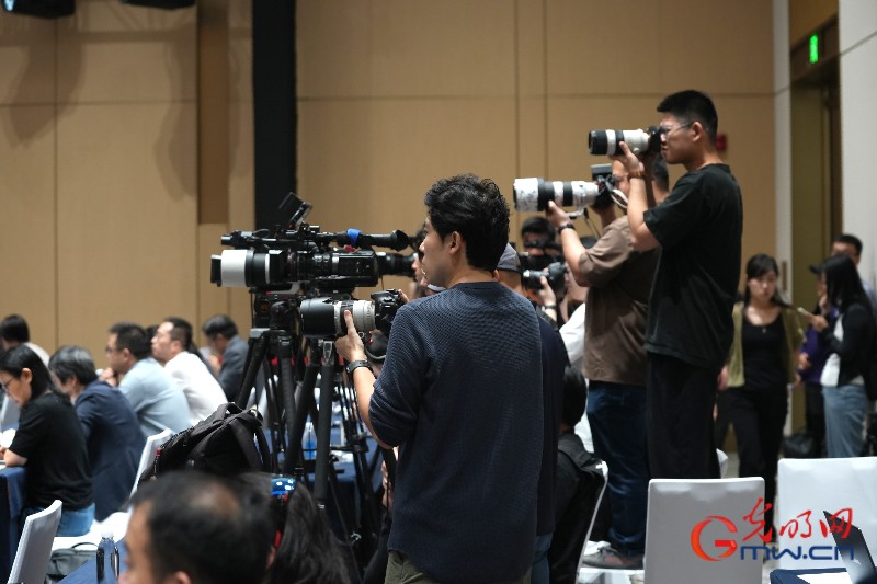 组图｜带你回顾2026年乌镇峰会新闻发布会精彩瞬间
